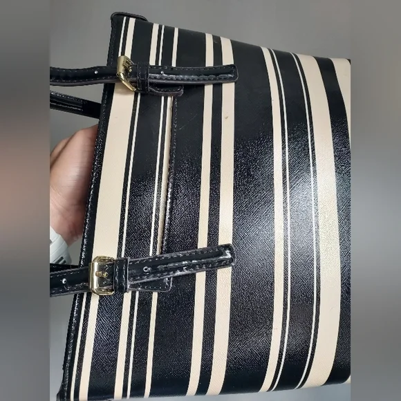 END 30-APR | Anne Klein Striped Shoulder Bag - Picture 8 of 8